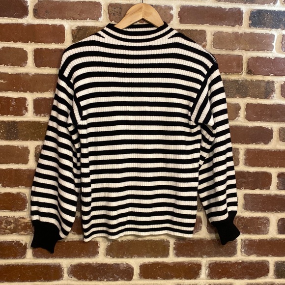 Anthropologie Sweaters - Anthropologie black and white striped sweater xs